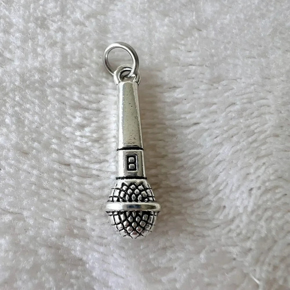 Vintage Steel Music Band Microphone Necklace Pendant Charm Singer‎ - Picture 1 of 4